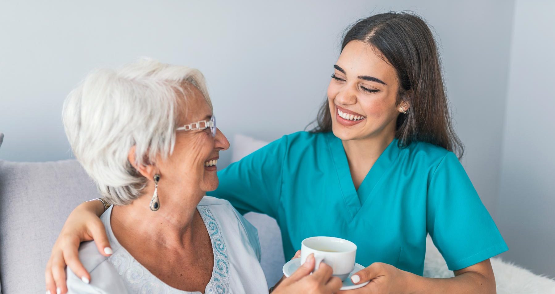 Comment bien choisir son service d'aide à domicile ?